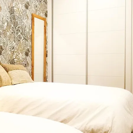 Elegante Apartamento Laud1 - Nuevo/Familia/Wifi/Tv Valladolid Buitenkant foto
